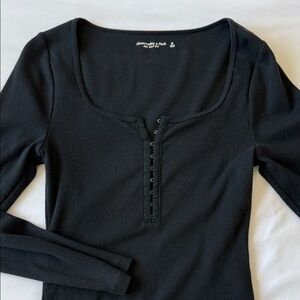 Abercrombie & Fitch Black Ribbed Henley Long Sleeve Bodysuit